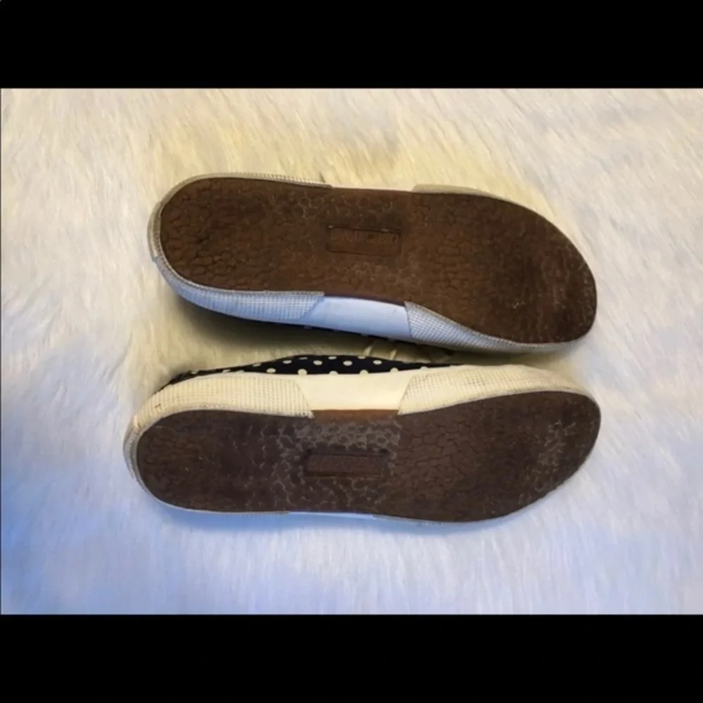 Lauren Ralph‎ Lauren Blue and White Polka Dot Sneakers Women’s Size 9.5